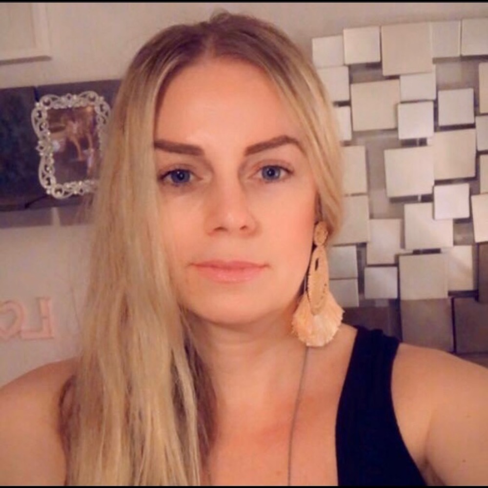 Meet your Posher, Tonya